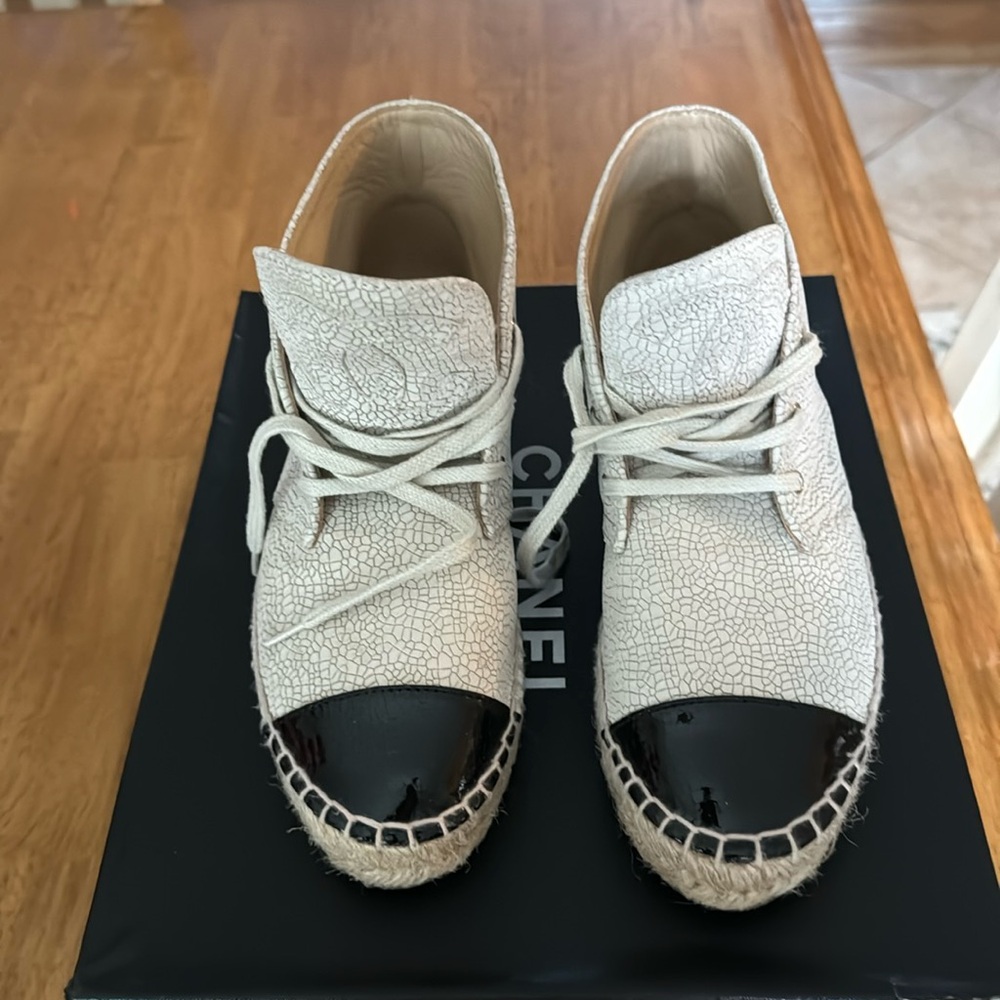 Chanel high top LIMITED EDITION espadrilles, light, beige black worn 2 times.